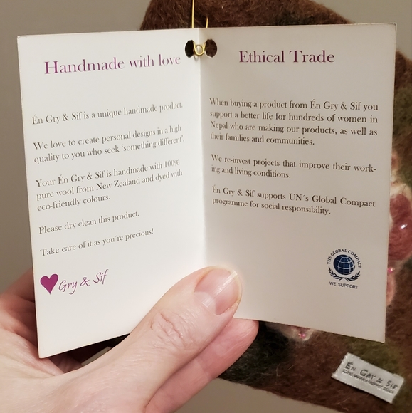 Felted Wool Zippered Pouch Purse - Picture 6 of 6